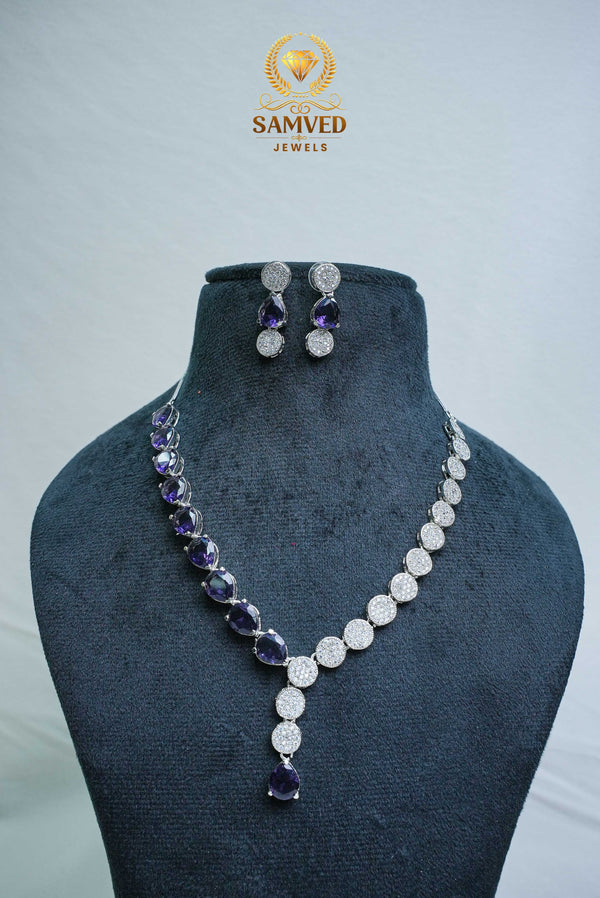 FAMOUS CZ-STONE NECKLACE AND EARRINGS SET