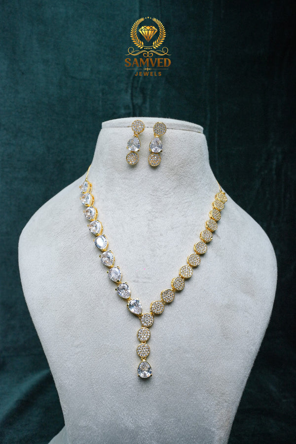 FAMOUS CZ-STONE NECKLACE AND EARRINGS SET