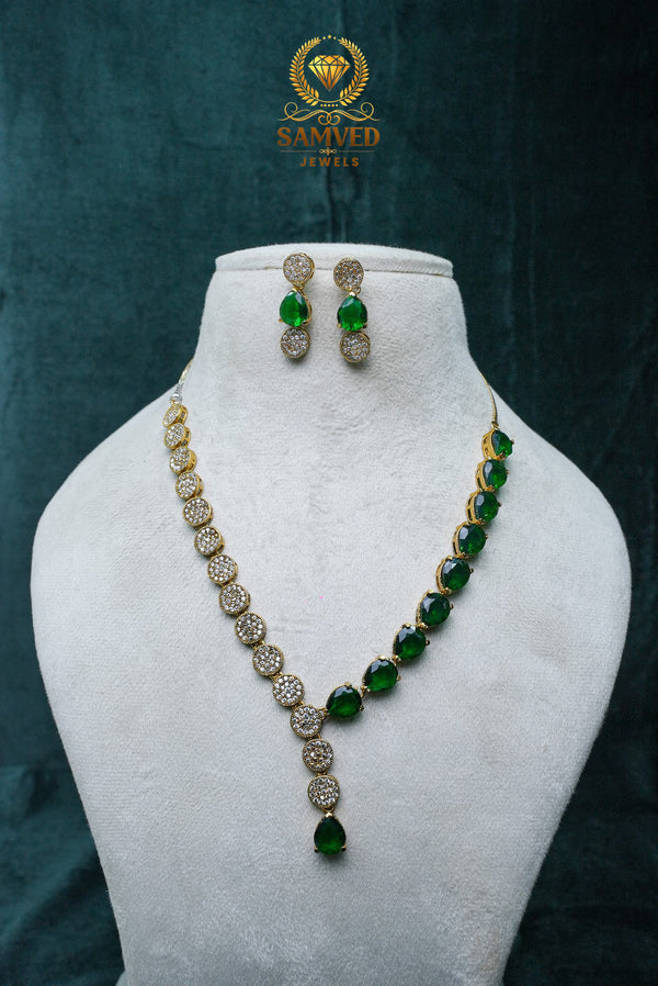 FAMOUS CZ-STONE NECKLACE AND EARRINGS SET