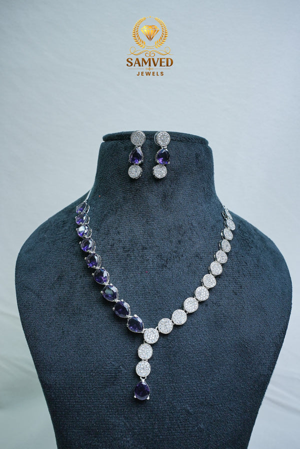 FAMOUS CZ-STONE NECKLACE AND EARRINGS SET
